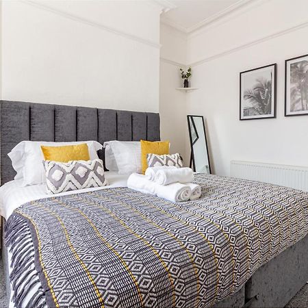 Host & Stay - Montpellier Villa Apartment Cheltenham Kültér fotó