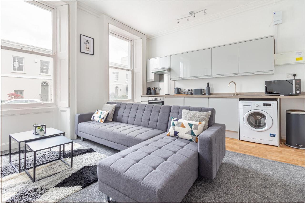 Host & Stay - Montpellier Villa Apartment Cheltenham Kültér fotó